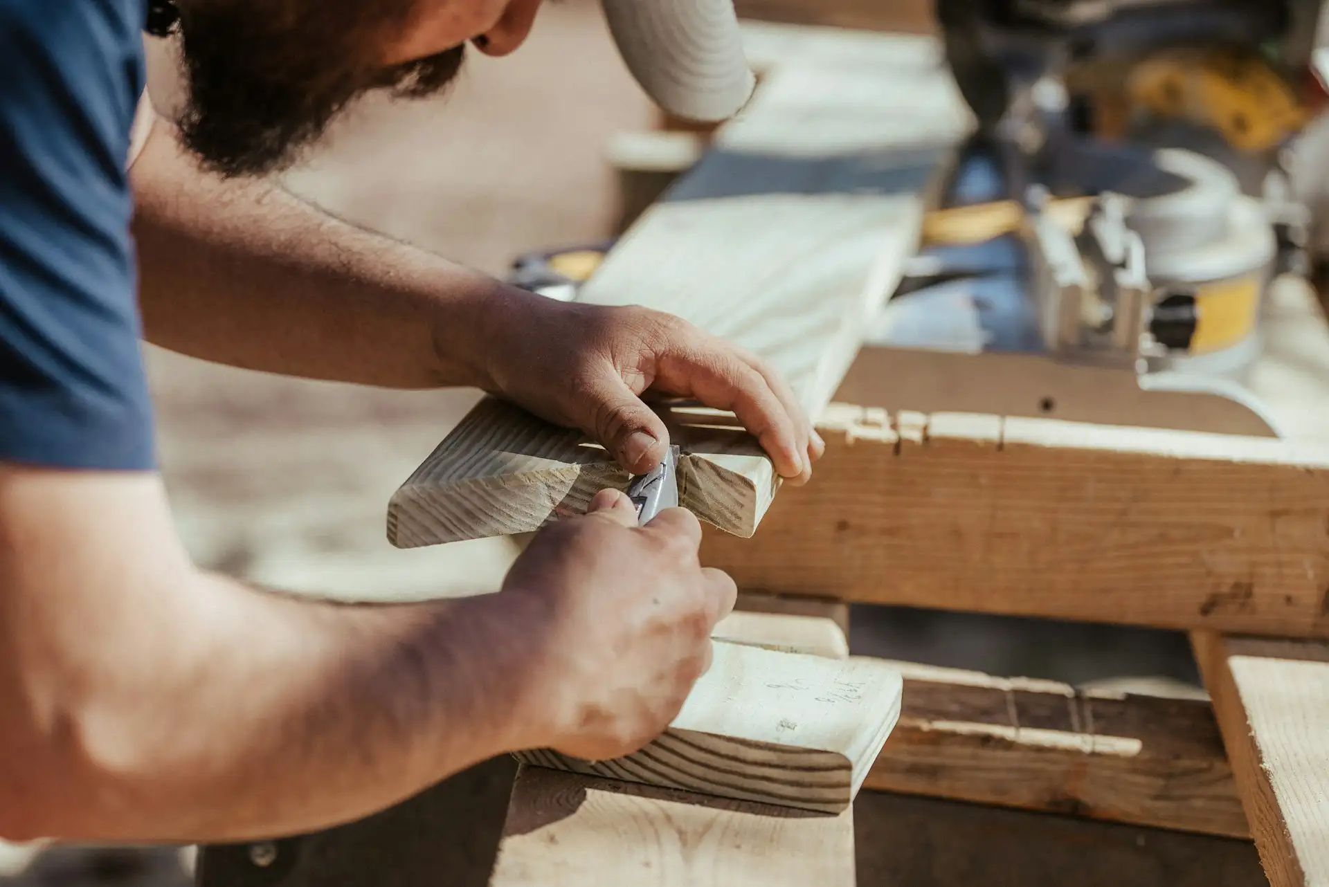 How Much Do Carpentry Repair Services Cost in Cranbourne?